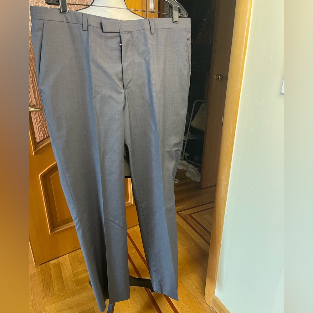 Boss Hugo Boss men’s dress pants Sz 36